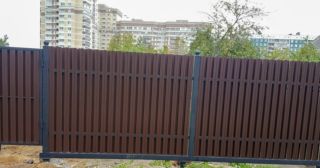 Купить распашные ворота из штакетника Юрга, цена от 2745 руб.