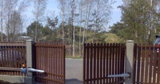 Купить распашные ворота из штакетника Юрга, цена от 2745 руб.